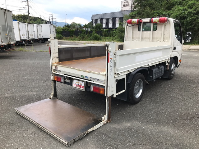 日野デュトロ平ボディ小型（2t・3t）[写真14]
