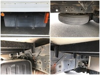 日野デュトロパネルバン小型（2t・3t）[写真19]