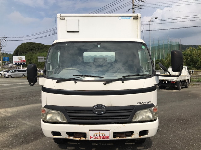 日野デュトロパネルバン小型（2t・3t）[写真08]