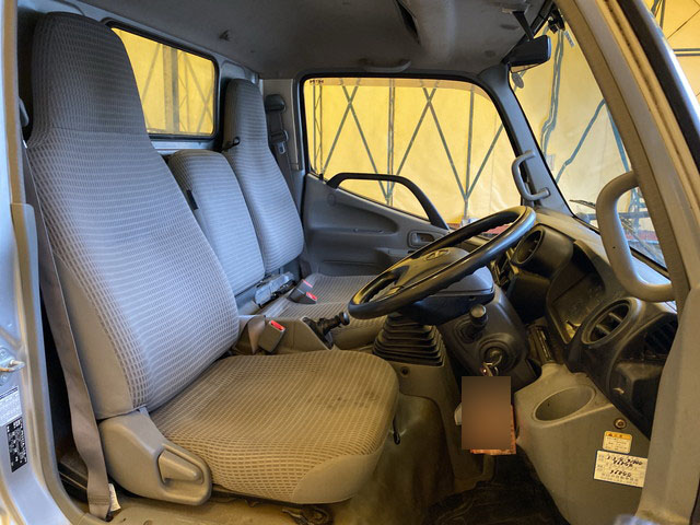 日野デュトロ平ボディ小型（2t・3t）[写真27]