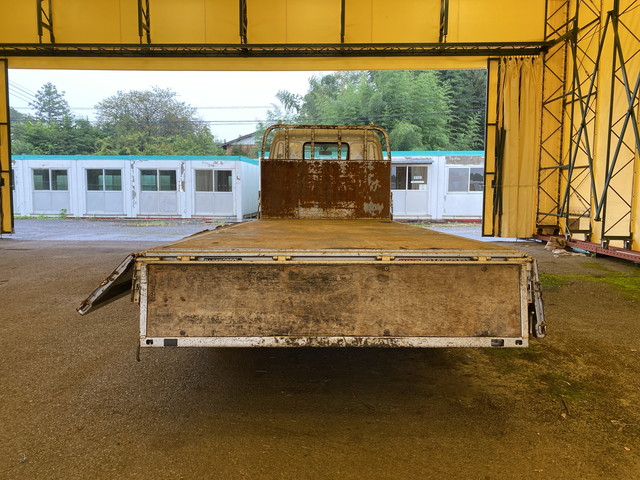 日野デュトロ平ボディ小型（2t・3t）[写真09]