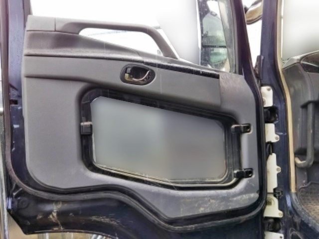 三菱ふそうスーパーグレートダンプ大型（10t）[写真23]