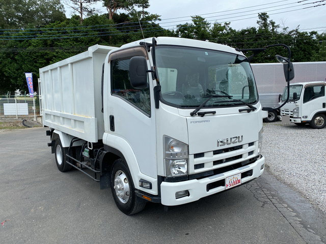 いすゞフォワード深ダンプ（土砂禁ダンプ）中型（4t）[写真03]