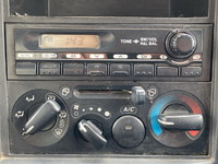 いすゞフォワード深ダンプ（土砂禁ダンプ）中型（4t）[写真32]