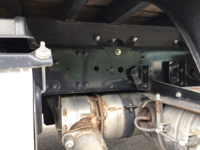 三菱ふそうファイターアルミブロック中型（4t）[写真09]