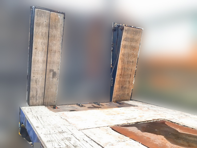 いすゞギガセルフローダー大型（10t）[写真06]