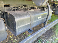 三菱ふそうキャンター平ボディ小型（2t・3t）[写真15]