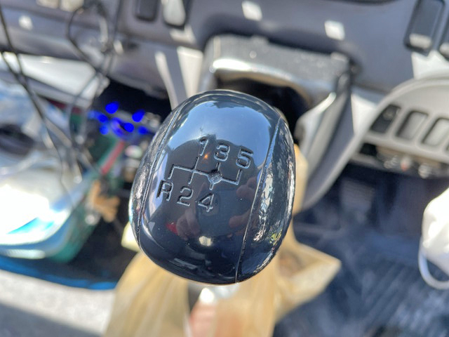 三菱ふそうキャンター平ボディ小型（2t・3t）[写真35]