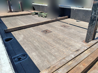 三菱ふそうキャンター平ボディ小型（2t・3t）[写真09]