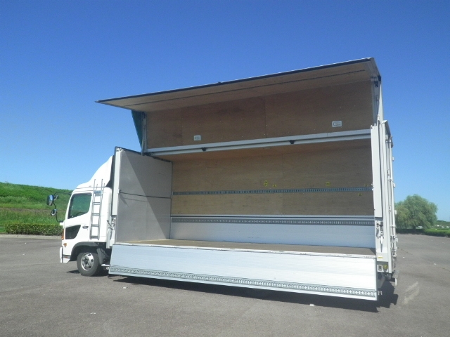 日野レンジャーアルミウイング中型（4t）[写真05]