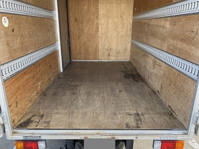 トヨタダイナアルミバン小型（2t・3t）[写真10]