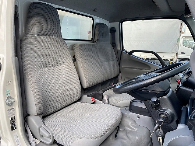 トヨタダイナアルミバン小型（2t・3t）[写真26]