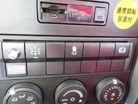 三菱ふそうファイターアームロール増トン（6t・8t）[写真16]