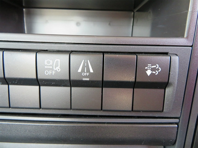 三菱ふそうファイターアームロール増トン（6t・8t）[写真17]