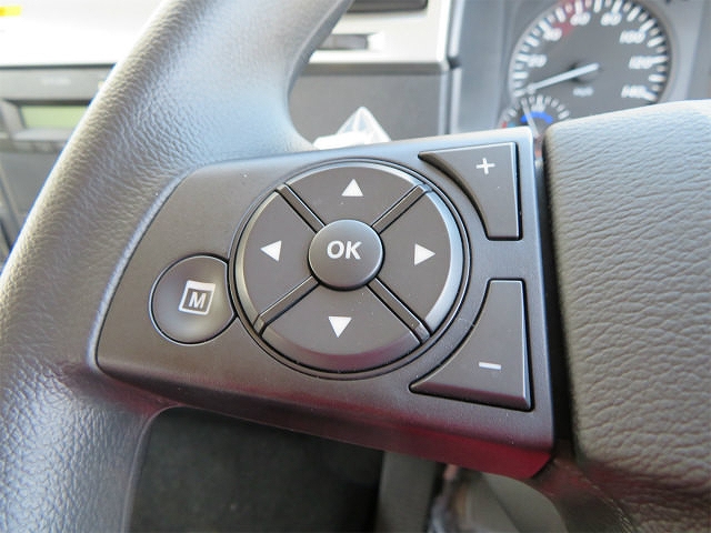 三菱ふそうファイターアームロール増トン（6t・8t）[写真19]