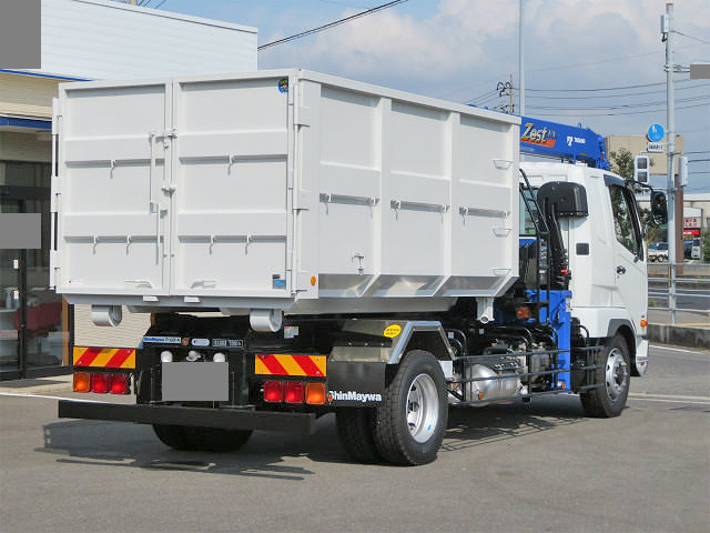 三菱ふそうファイターアームロール増トン（6t・8t）[写真02]