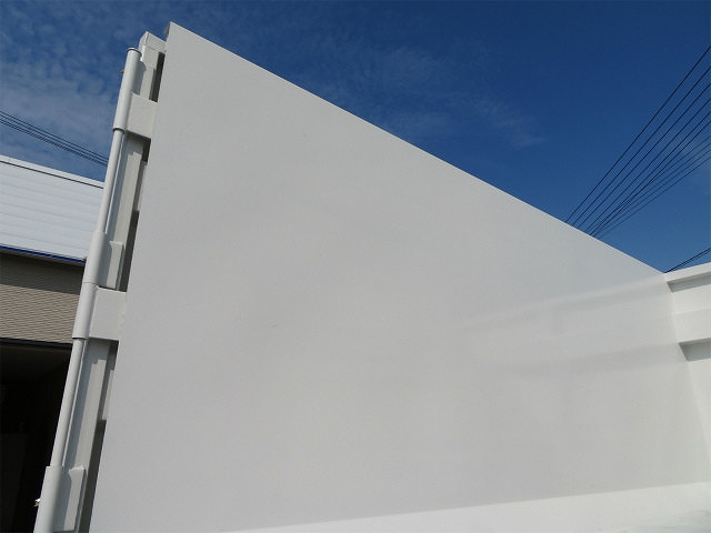 三菱ふそうファイターアームロール増トン（6t・8t）[写真23]