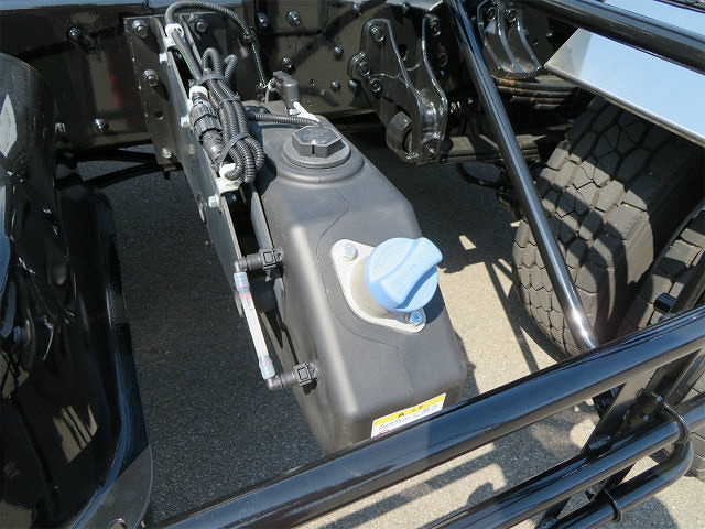 三菱ふそうファイターアームロール増トン（6t・8t）[写真37]