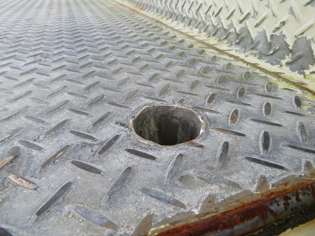 日野レンジャー家畜運搬車増トン（6t・8t）[写真18]