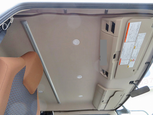 日野レンジャー家畜運搬車増トン（6t・8t）[写真05]