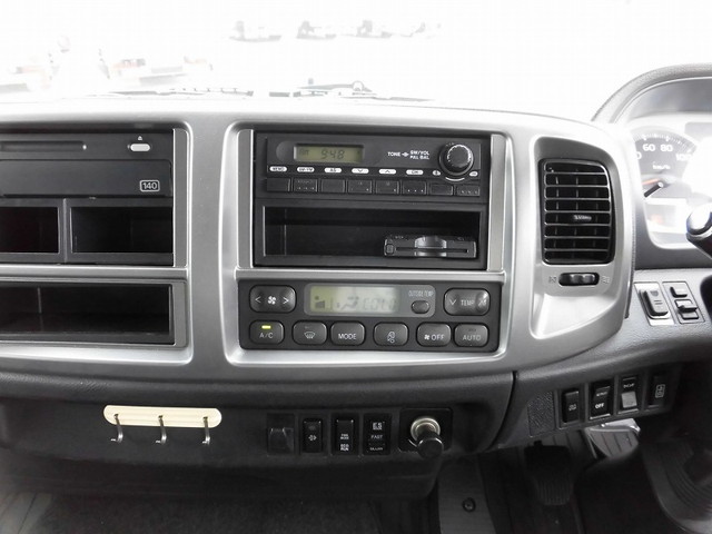 日野レンジャーアルミウイング増トン（6t・8t）[写真10]