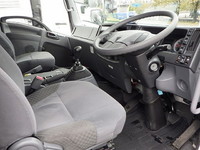 いすゞフォワードアルミウイング中型（4t）[写真13]