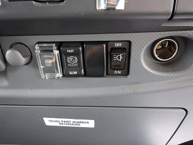 いすゞフォワードアルミウイング中型（4t）[写真17]