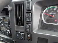 いすゞフォワードアルミウイング中型（4t）[写真19]