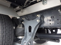 いすゞフォワードアルミウイング中型（4t）[写真25]