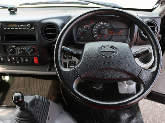 日野デュトロアルミブロック小型（2t・3t）[写真25]