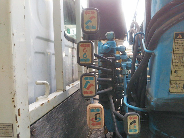 いすゞエルフクレーン付小型（2t・3t）[写真20]