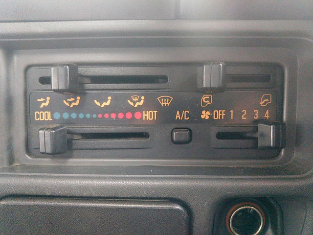 いすゞエルフクレーン付小型（2t・3t）[写真39]