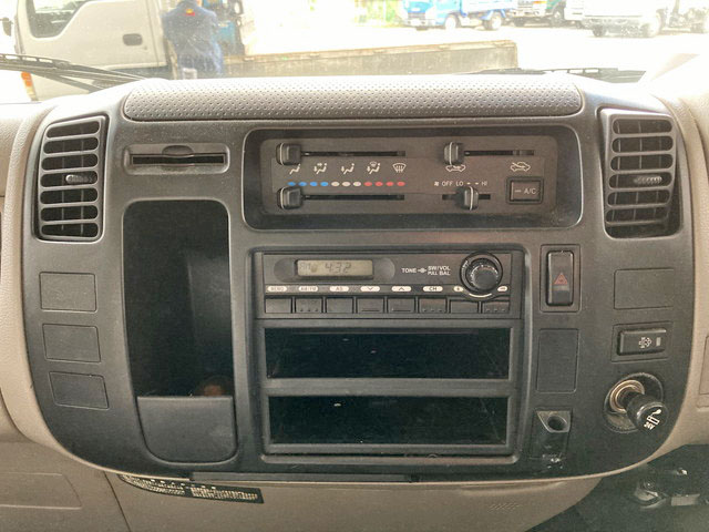 トヨタダイナパネルバン小型（2t・3t）[写真37]