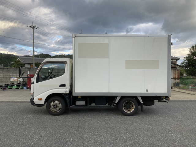 トヨタダイナパネルバン小型（2t・3t）[写真05]