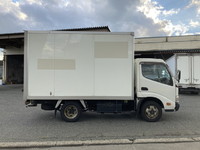 トヨタダイナパネルバン小型（2t・3t）[写真06]