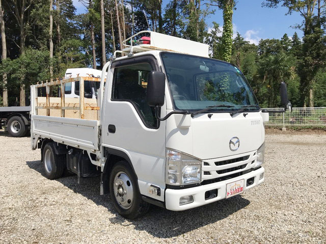 マツダタイタン平ボディ小型（2t・3t）[写真03]