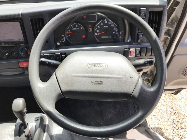 マツダタイタン平ボディ小型（2t・3t）[写真30]