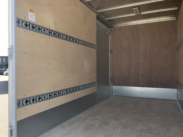 トヨタダイナアルミバン小型（2t・3t）[写真11]