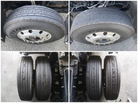 UDトラックスクオントレーラーヘッド（トラクターヘッド）大型（10t）[写真17]