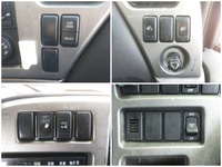 UDトラックスクオントレーラーヘッド（トラクターヘッド）大型（10t）[写真32]