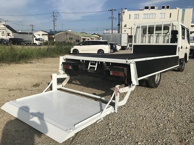 三菱ふそうキャンターダブルキャブ（Wキャブ）小型（2t・3t）[写真12]