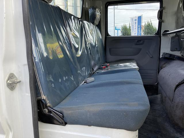 三菱ふそうキャンターダブルキャブ（Wキャブ）小型（2t・3t）[写真23]