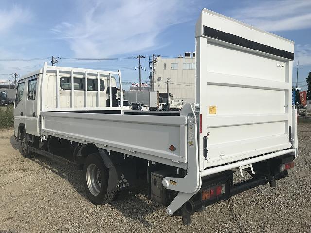 三菱ふそうキャンターダブルキャブ（Wキャブ）小型（2t・3t）[写真06]