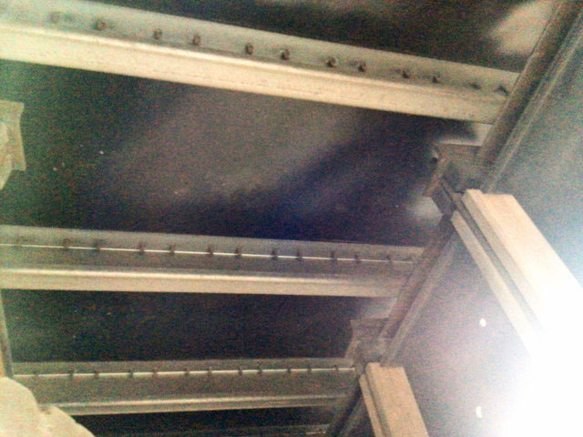 UDトラックスクオンアルミウイング大型（10t）[写真19]