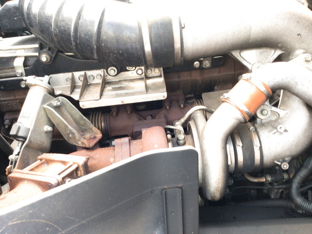 UDトラックスクオンアルミウイング大型（10t）[写真22]