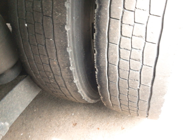 UDトラックスクオンアルミウイング大型（10t）[写真24]