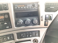 UDトラックスクオンアルミウイング大型（10t）[写真34]