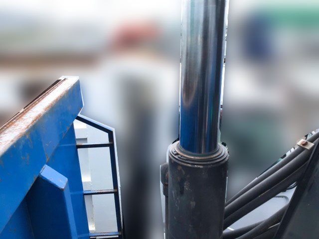 いすゞフォワードヒアブクレーン増トン（6t・8t）[写真10]