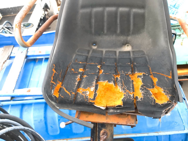 いすゞフォワードヒアブクレーン増トン（6t・8t）[写真12]