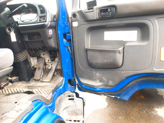 いすゞフォワードヒアブクレーン増トン（6t・8t）[写真32]